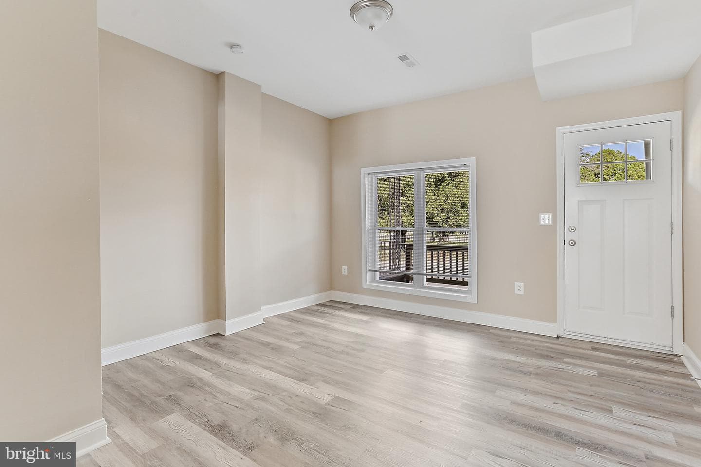 100 Collins Avenue photo 3