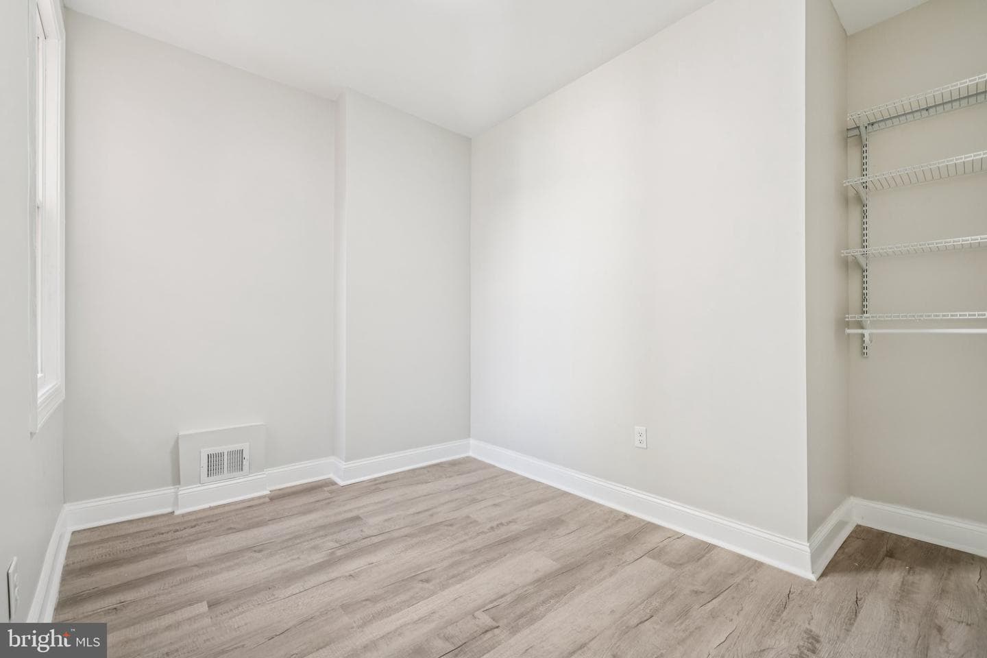 1610 N Bond Street photo 14
