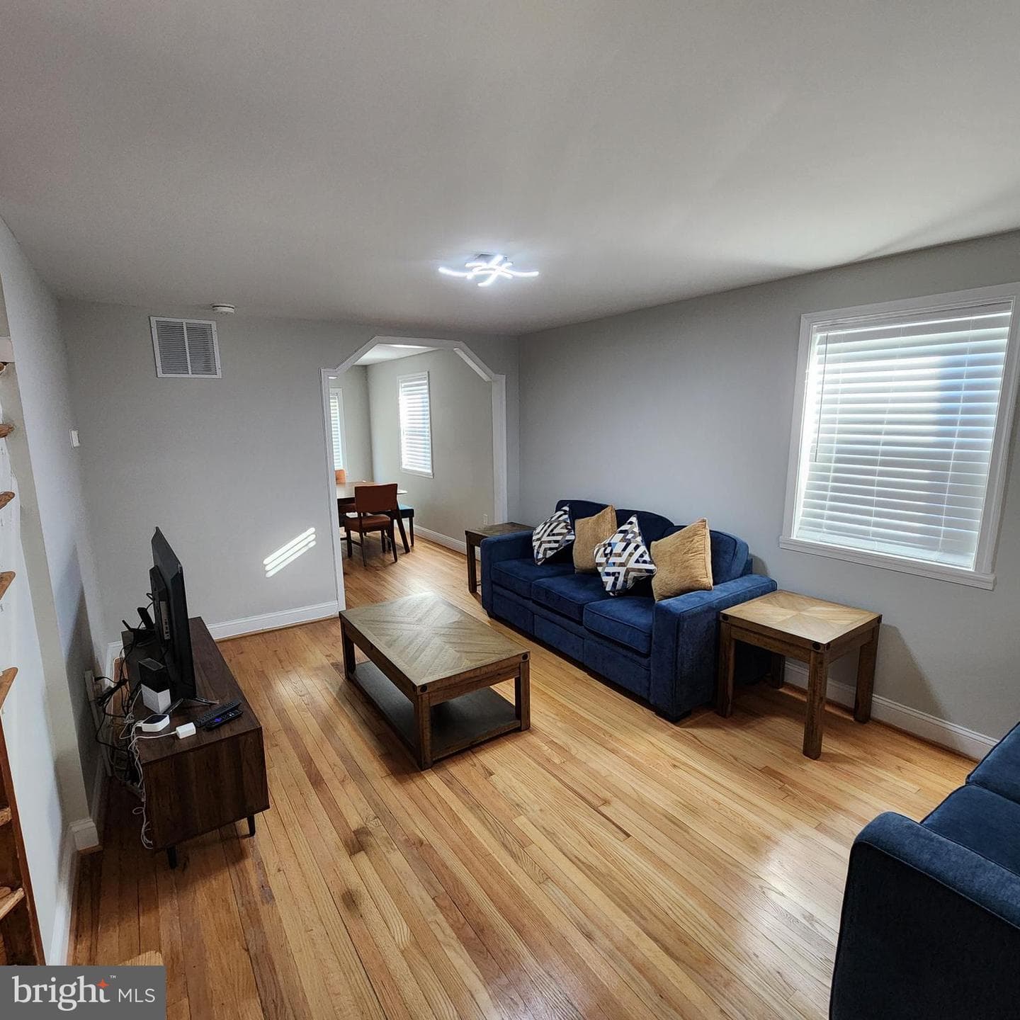 4135 The Alameda photo 3