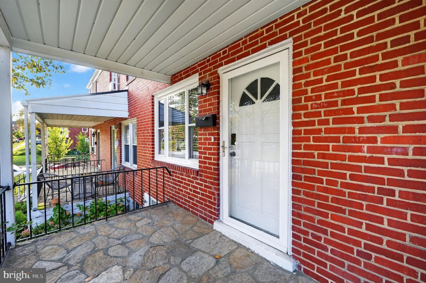 3658 Greenvale Road photo 2