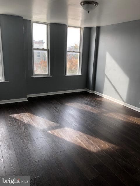 2404 E Federal St photo 4