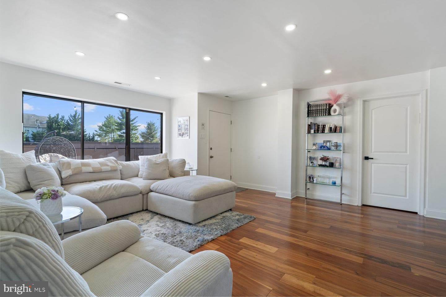7240 Park Heights Avenue #209 photo 4