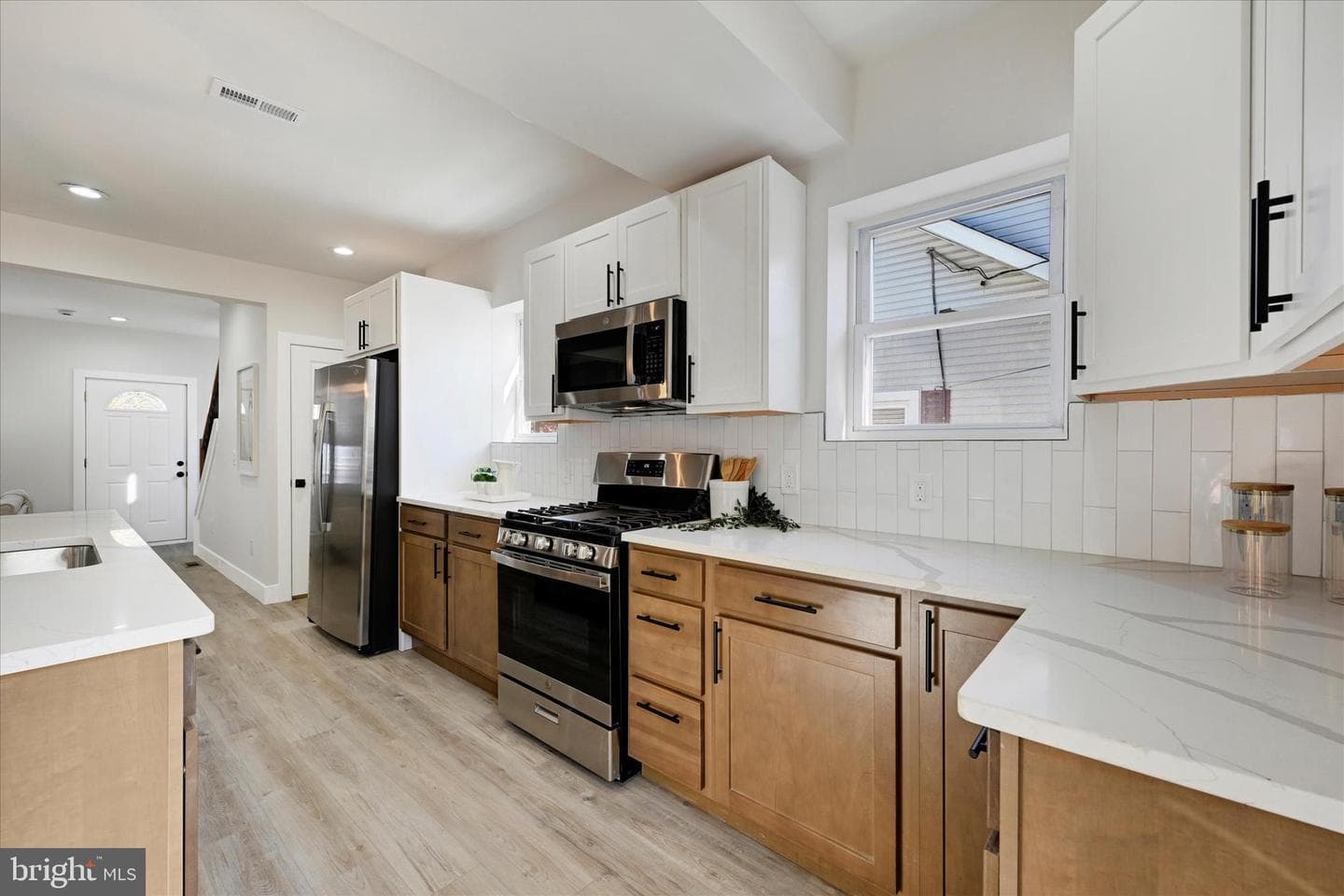 2905 Westfield Avenue photo 9