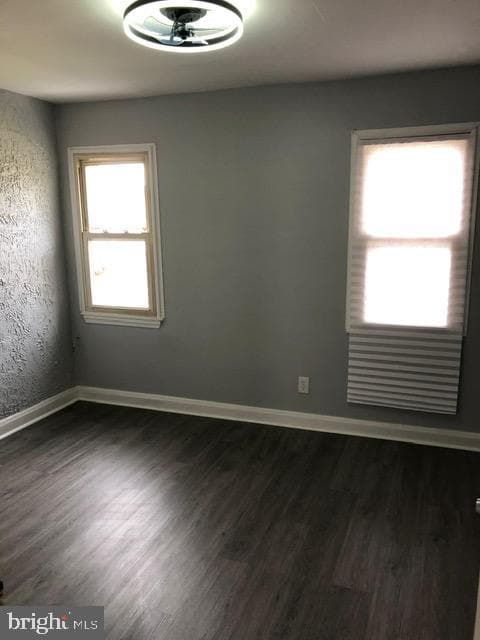 2802 Windsor Ave photo 24
