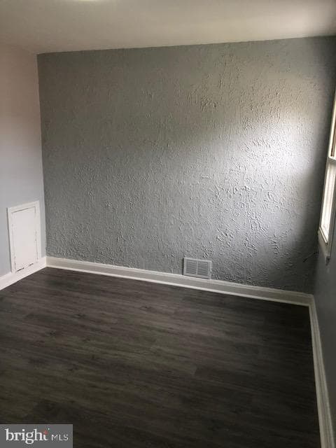 2802 Windsor Ave photo 25