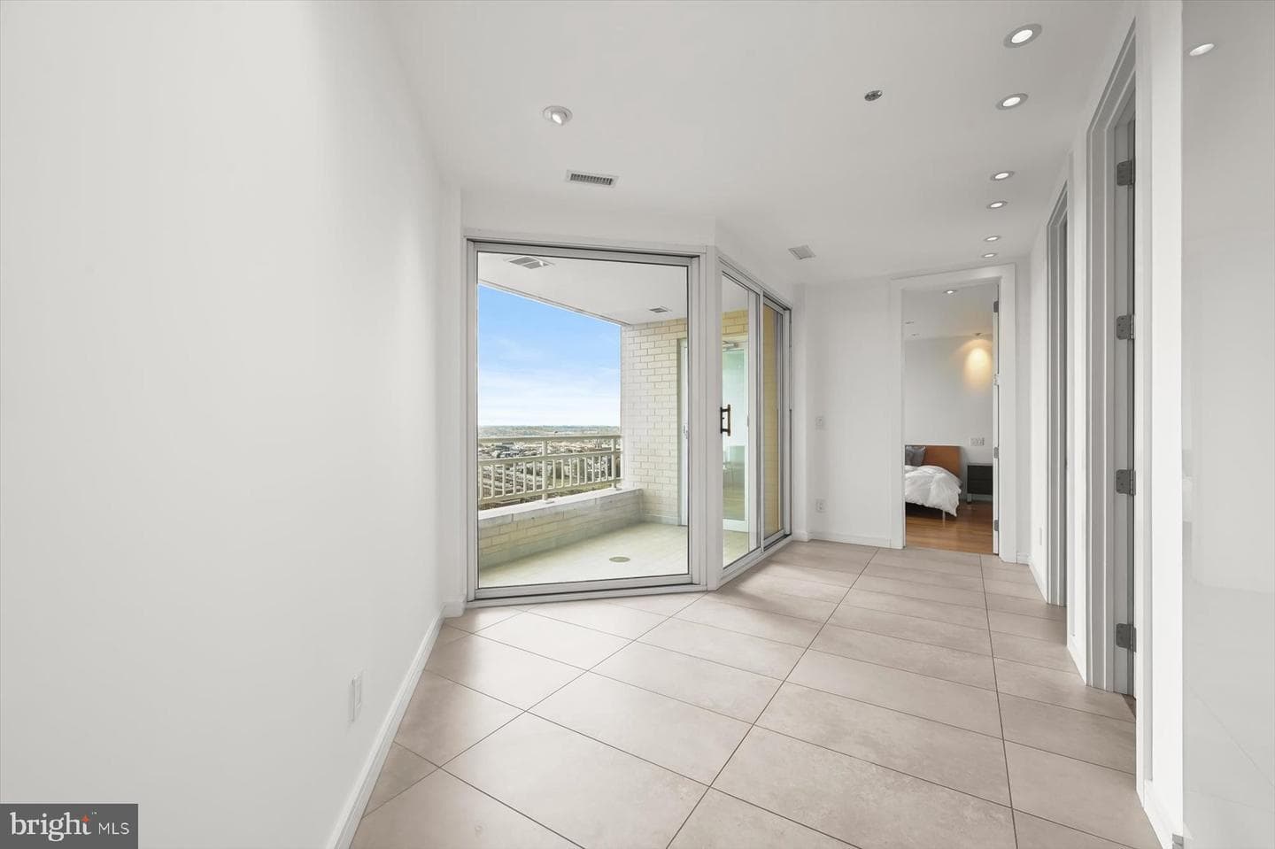 100 Harborview Drive #1901 photo 29