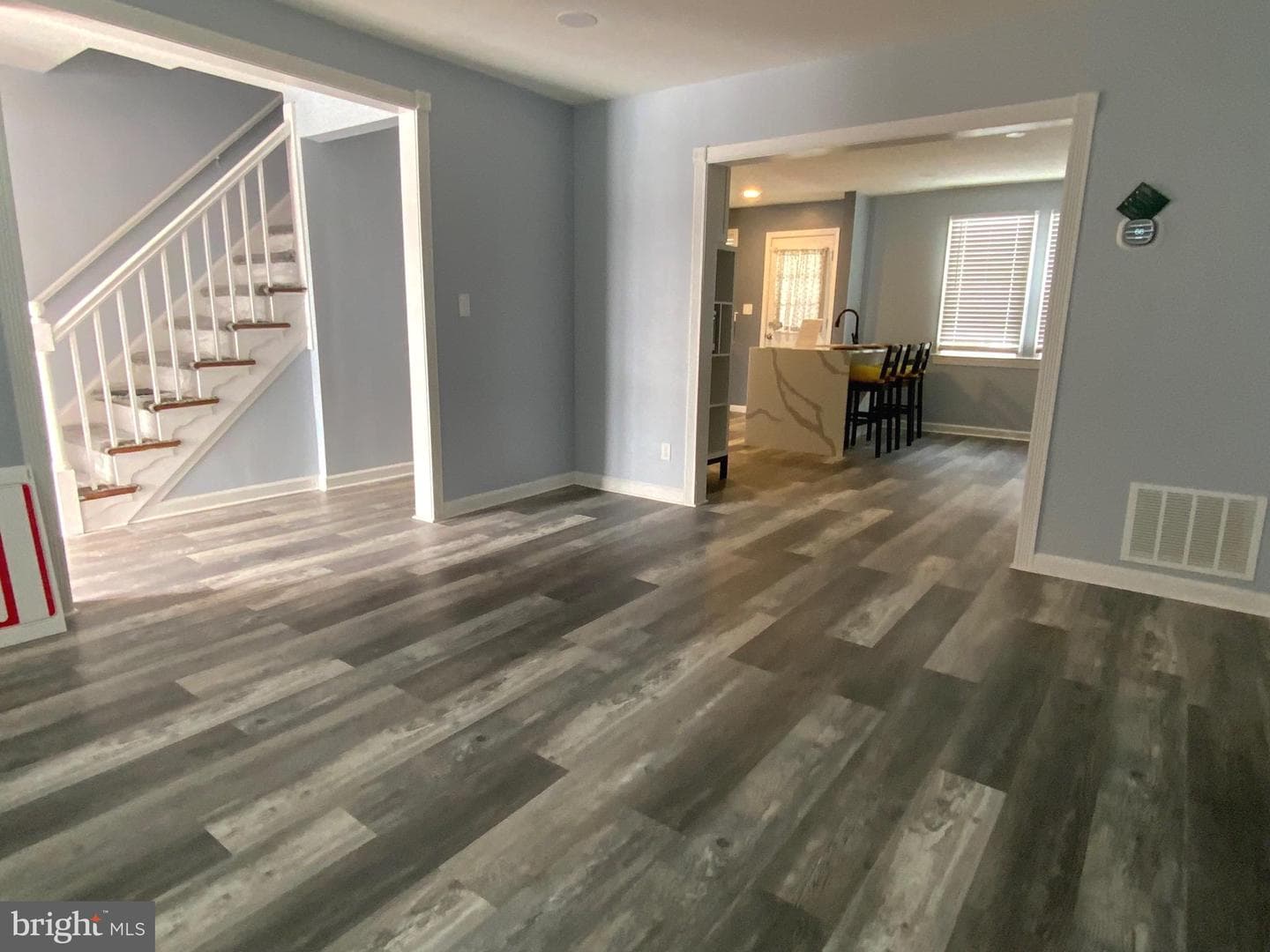 3032 Hanlon Avenue photo 3