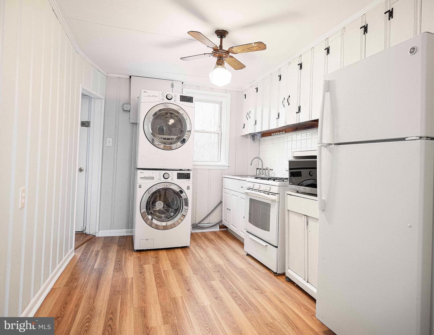 1007 S Highland Avenue photo 12