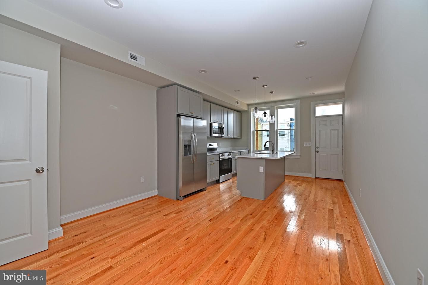 2247 E Biddle Street, Baltimore