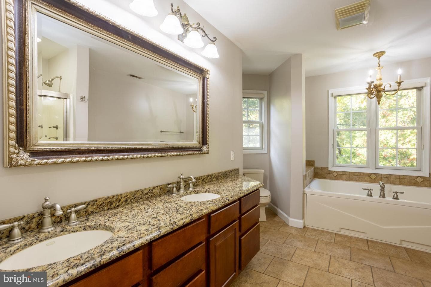 3306 Labyrinth Road photo 37