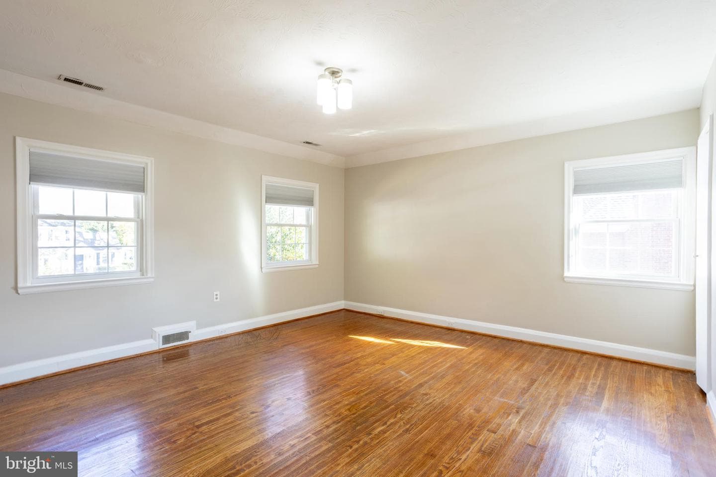 3306 Labyrinth Road photo 48