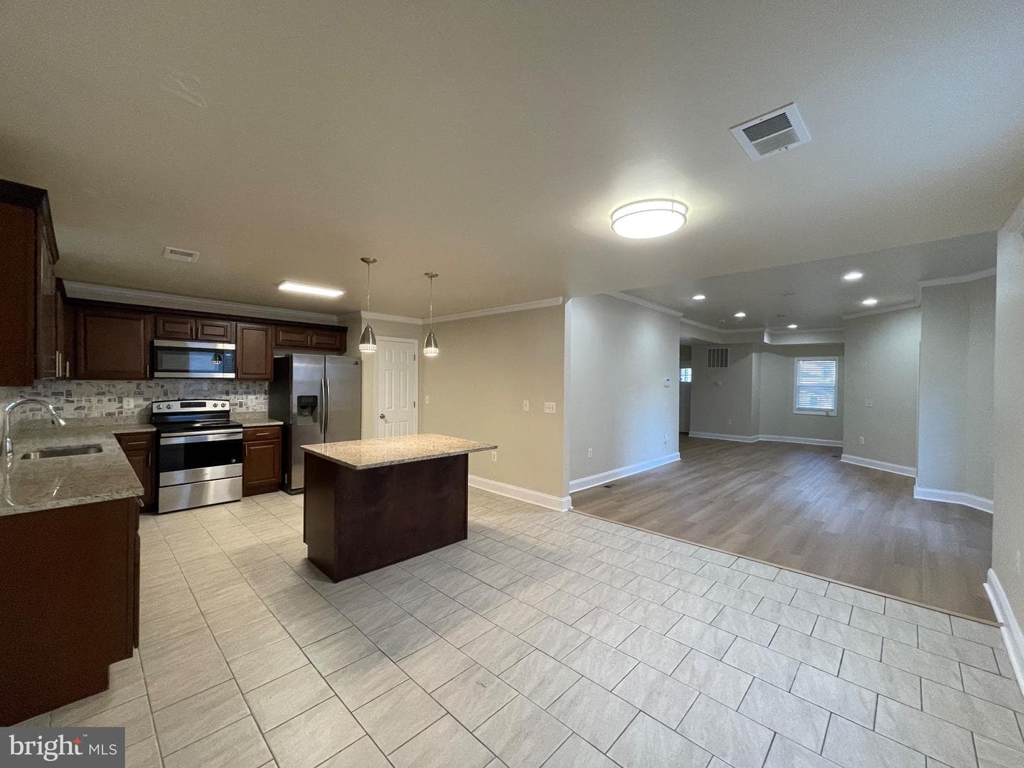 3923 Fairview Avenue photo 3