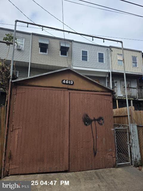 4613 Pennington Avenue photo 2
