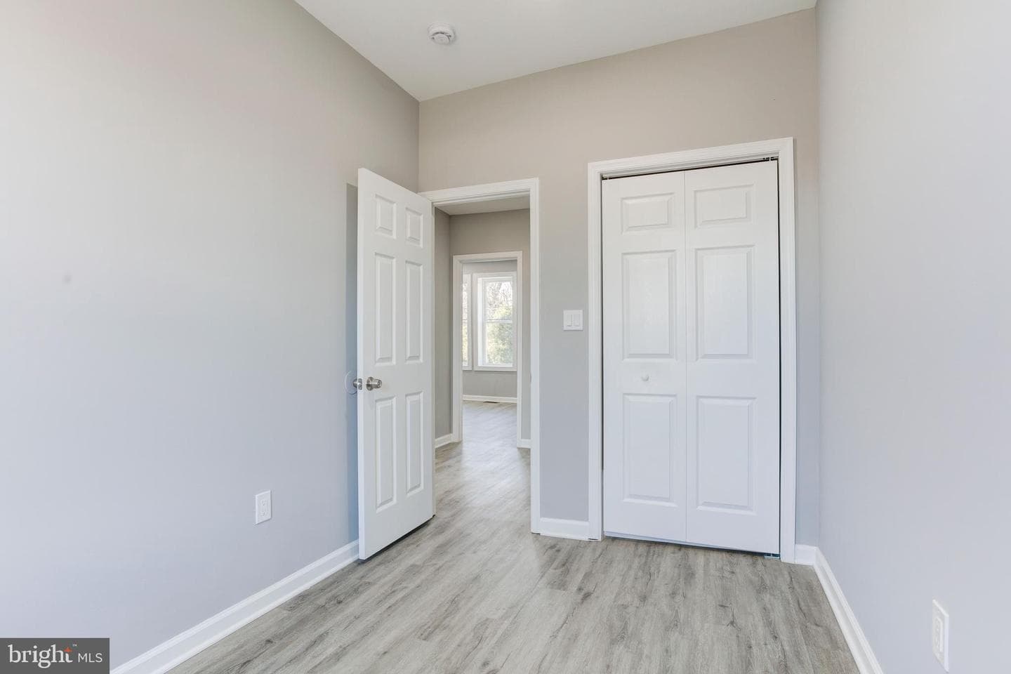 156 S Hilton Street photo 26