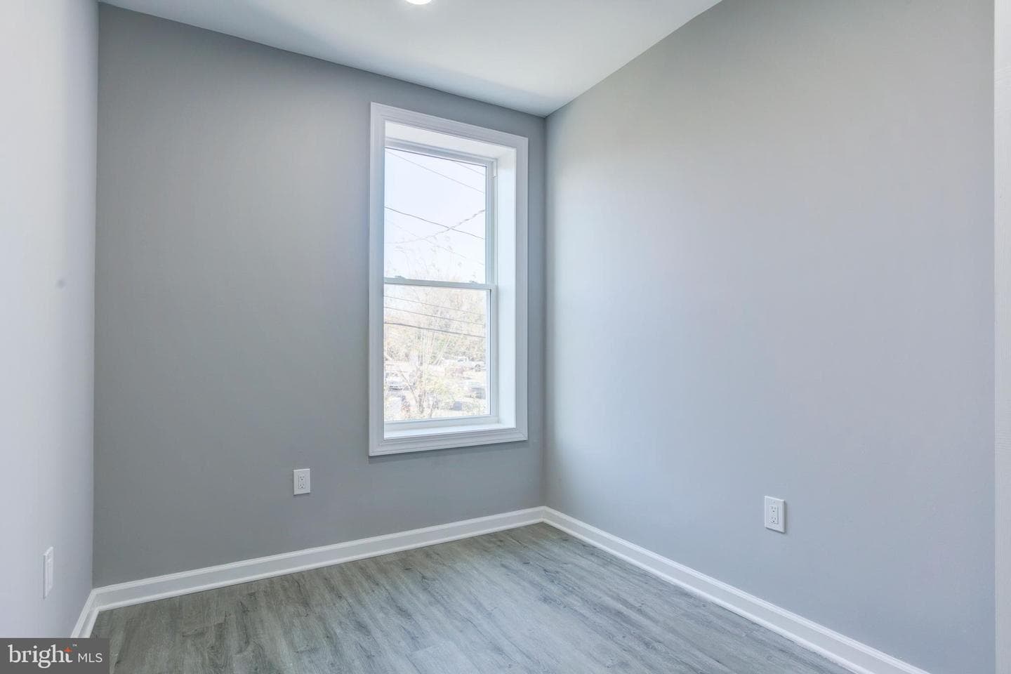 156 S Hilton Street photo 31