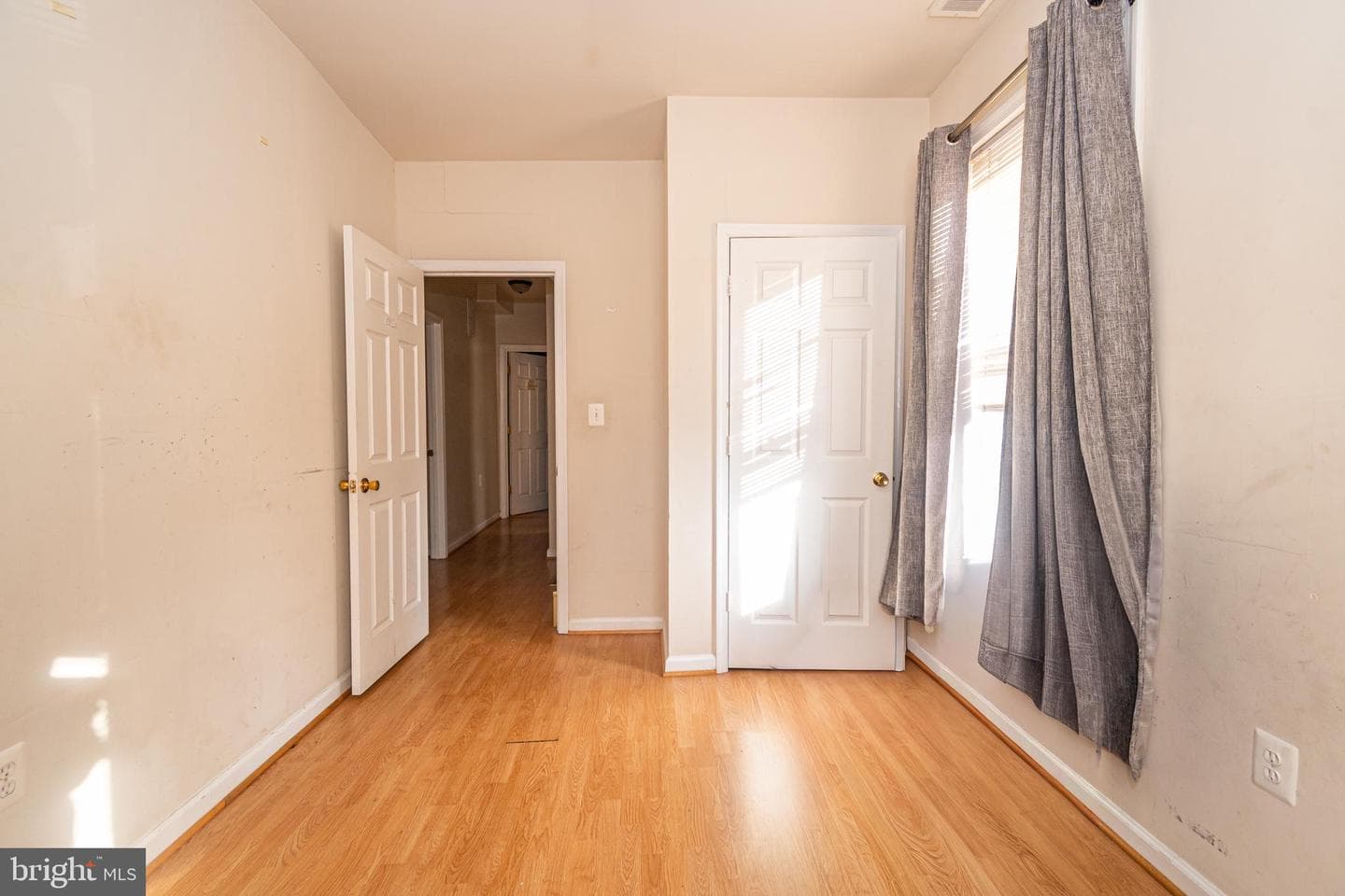 3306 Walbrook Avenue photo 13