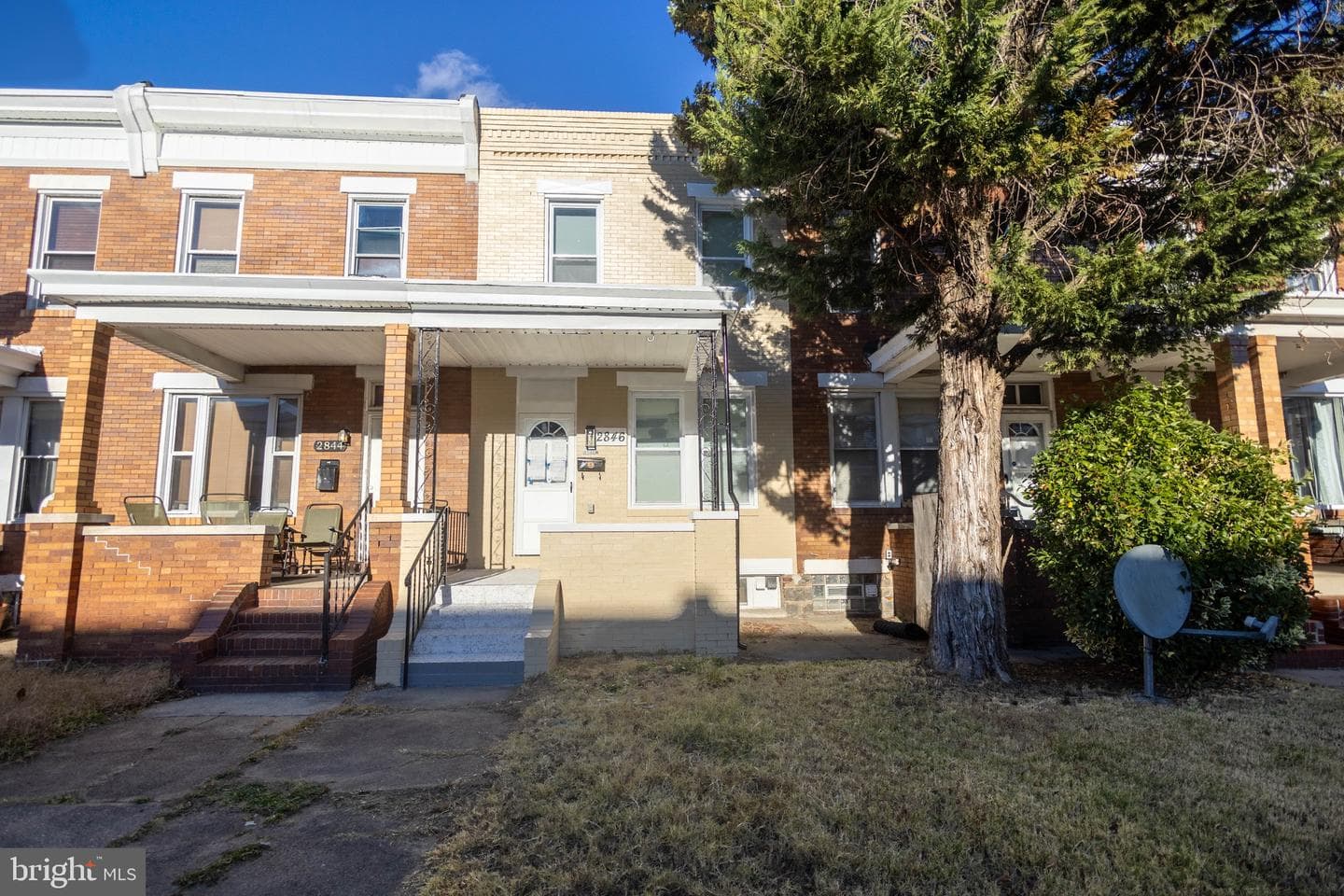 2846 Lake Avenue photo 1
