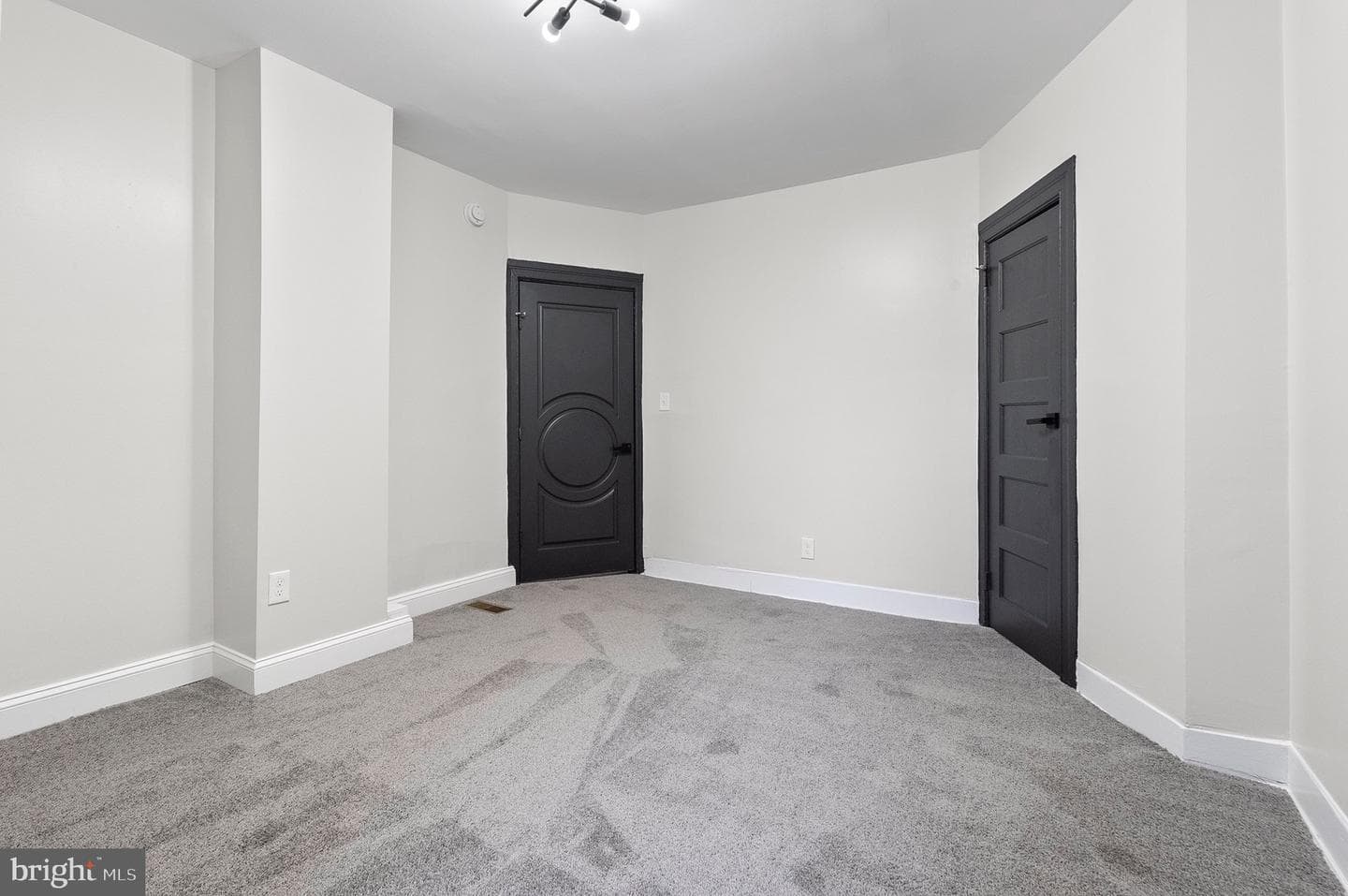 2324 Edmondson Avenue photo 19