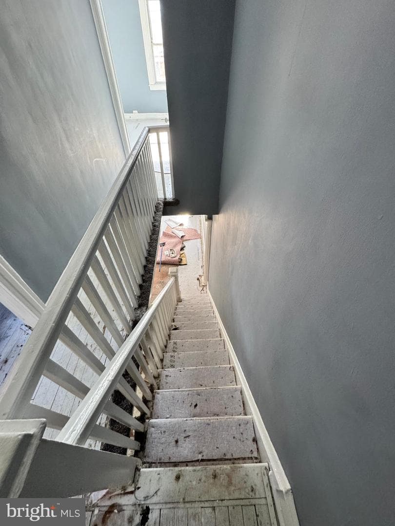 2624 Mura Street photo 16