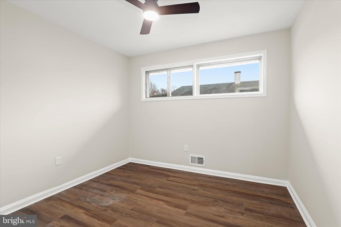 5608 Todd Avenue photo 27