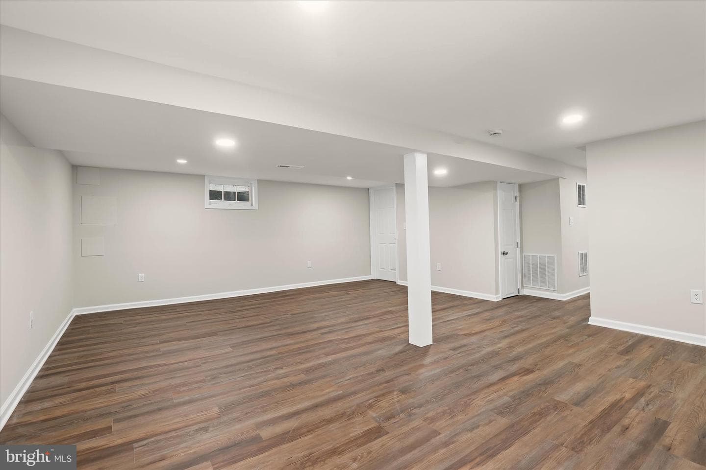 5608 Todd Avenue photo 31