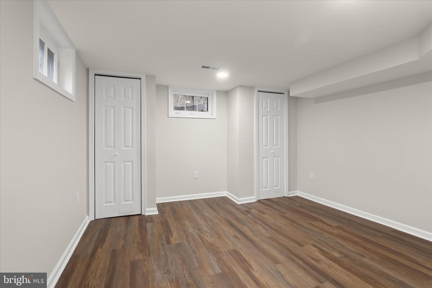 5608 Todd Avenue photo 34