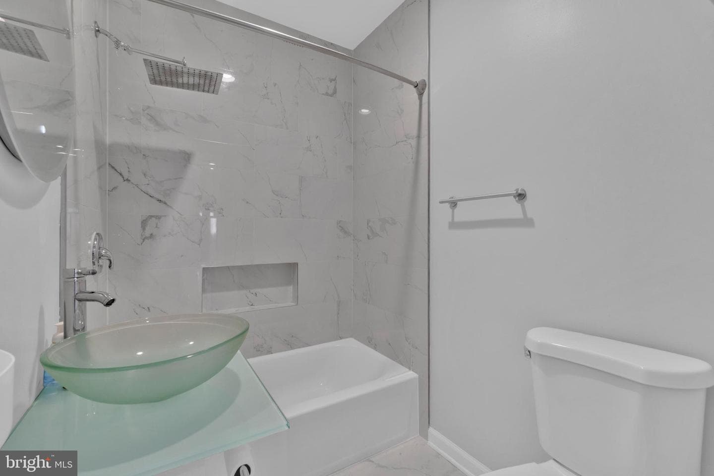 2815 Parkwood Avenue photo 33