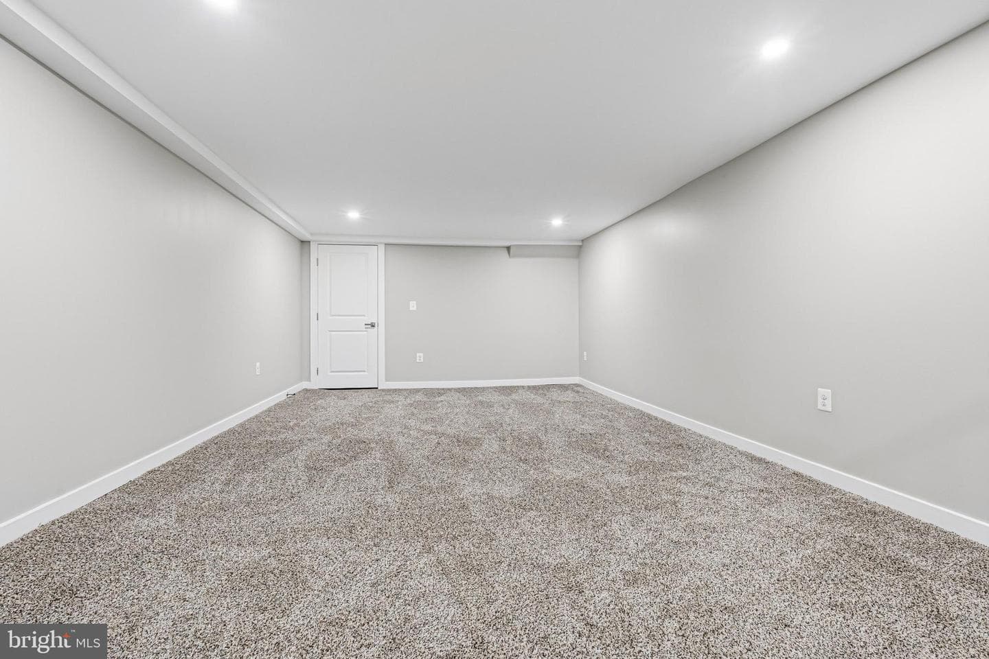 2906 Clifton Avenue photo 24
