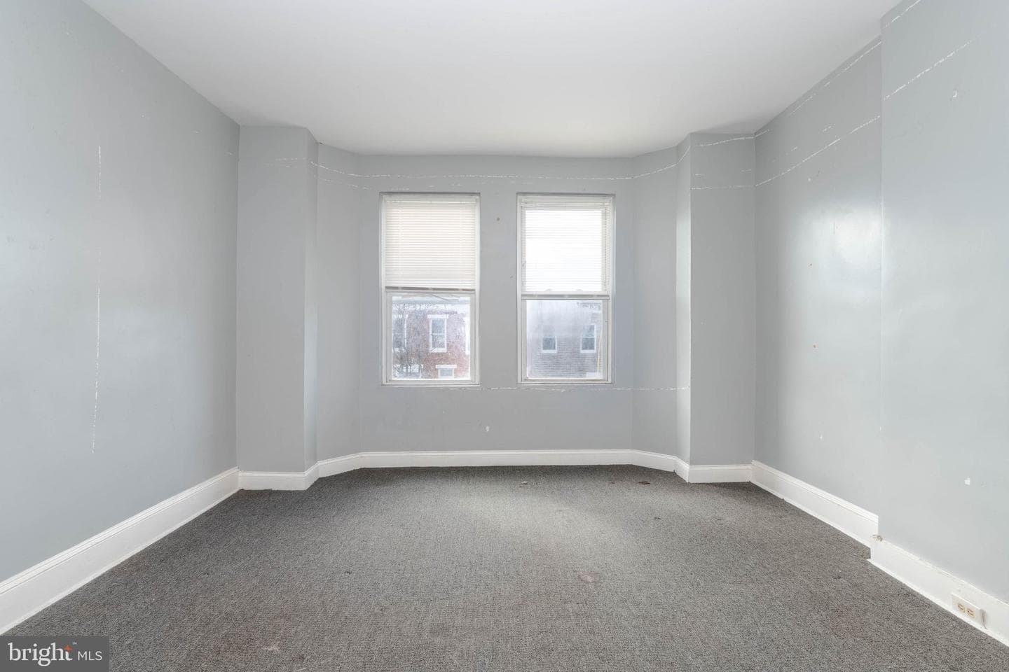 2216 W Fayette Street photo 14