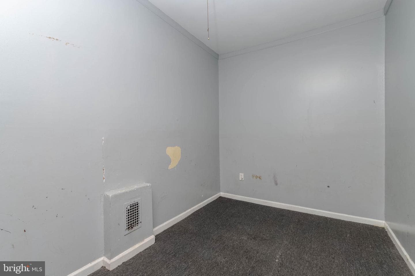 2216 W Fayette Street photo 19