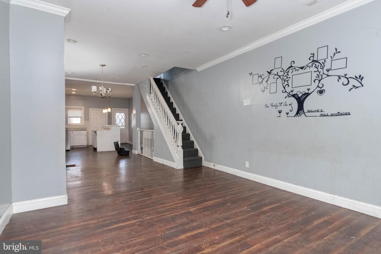 2216 W Fayette Street photo 6