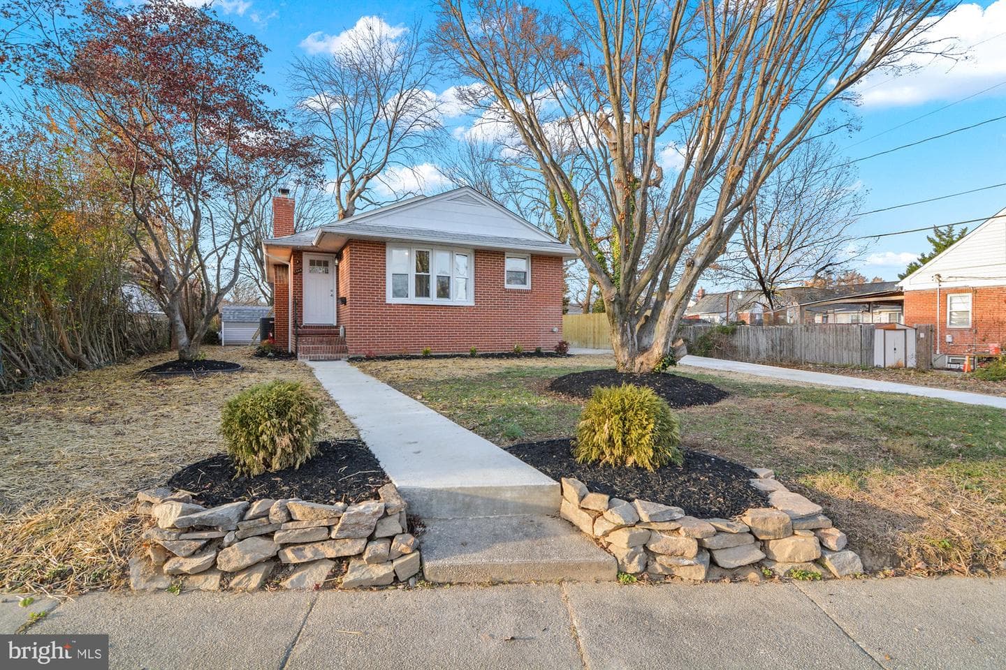 5900 Winthrope Avenue photo 31
