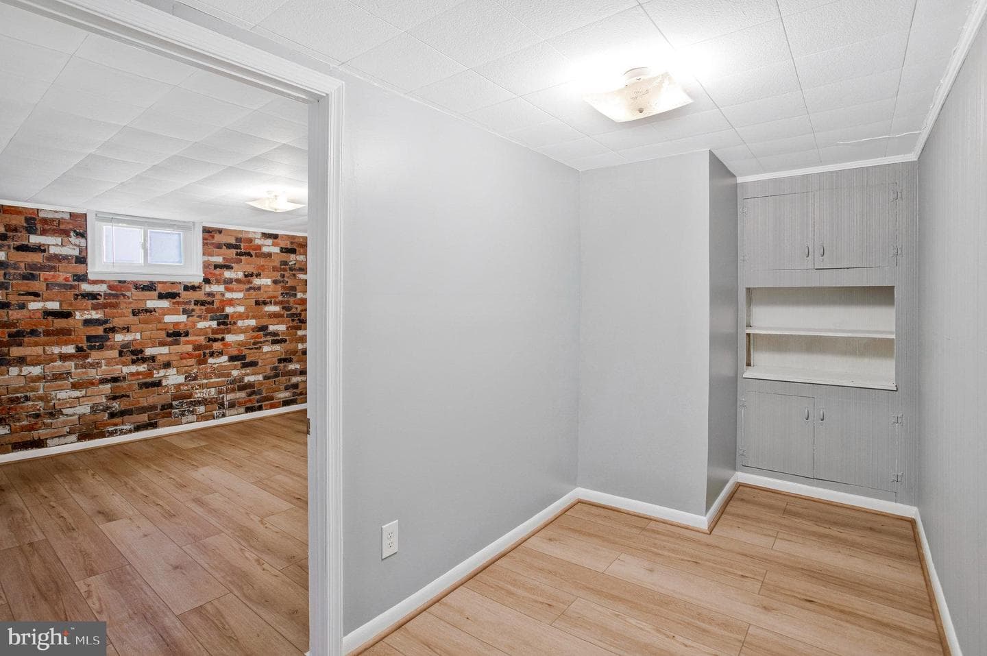 1231 Sheridan Avenue photo 26