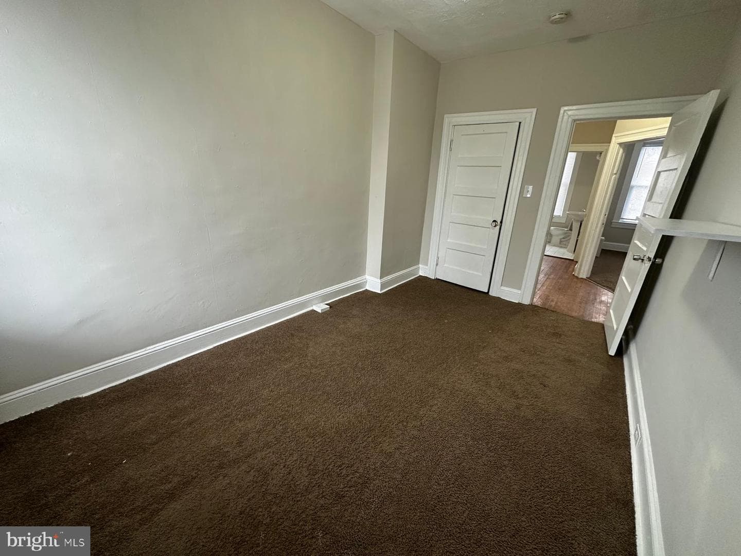 2859 W Garrison Avenue photo 15