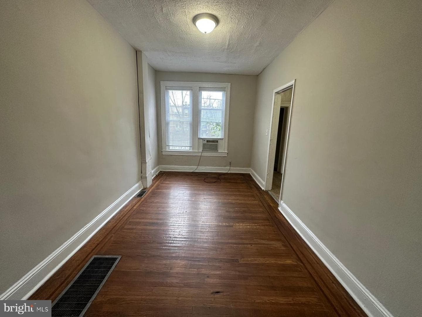 2859 W Garrison Avenue photo 21