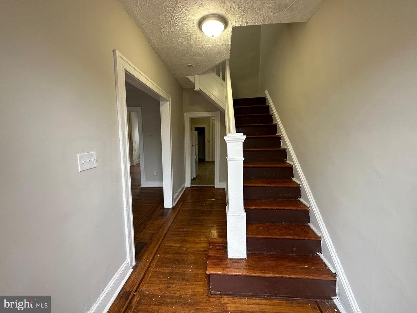 2859 W Garrison Avenue photo 23