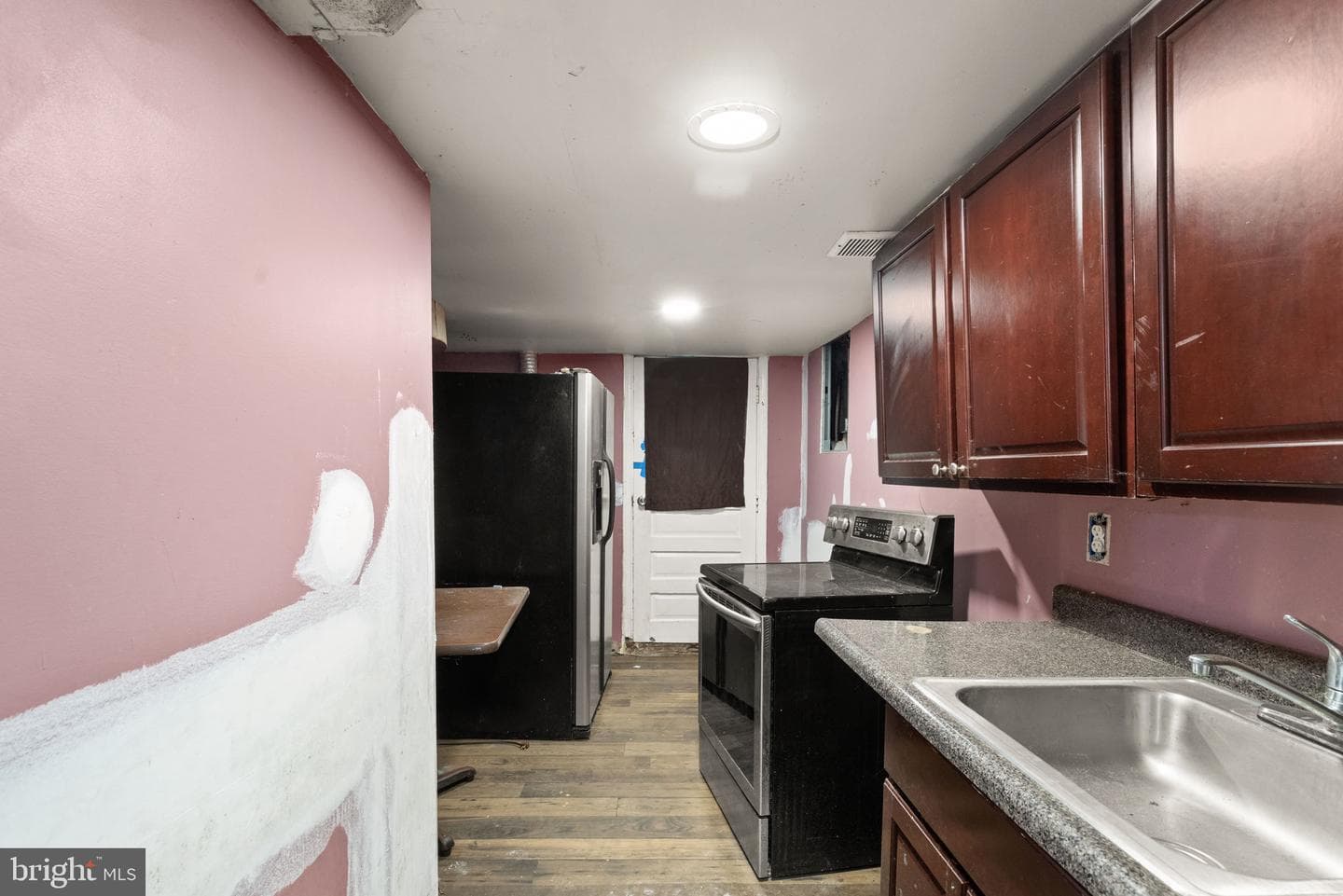 1527 Elrino Street photo 12