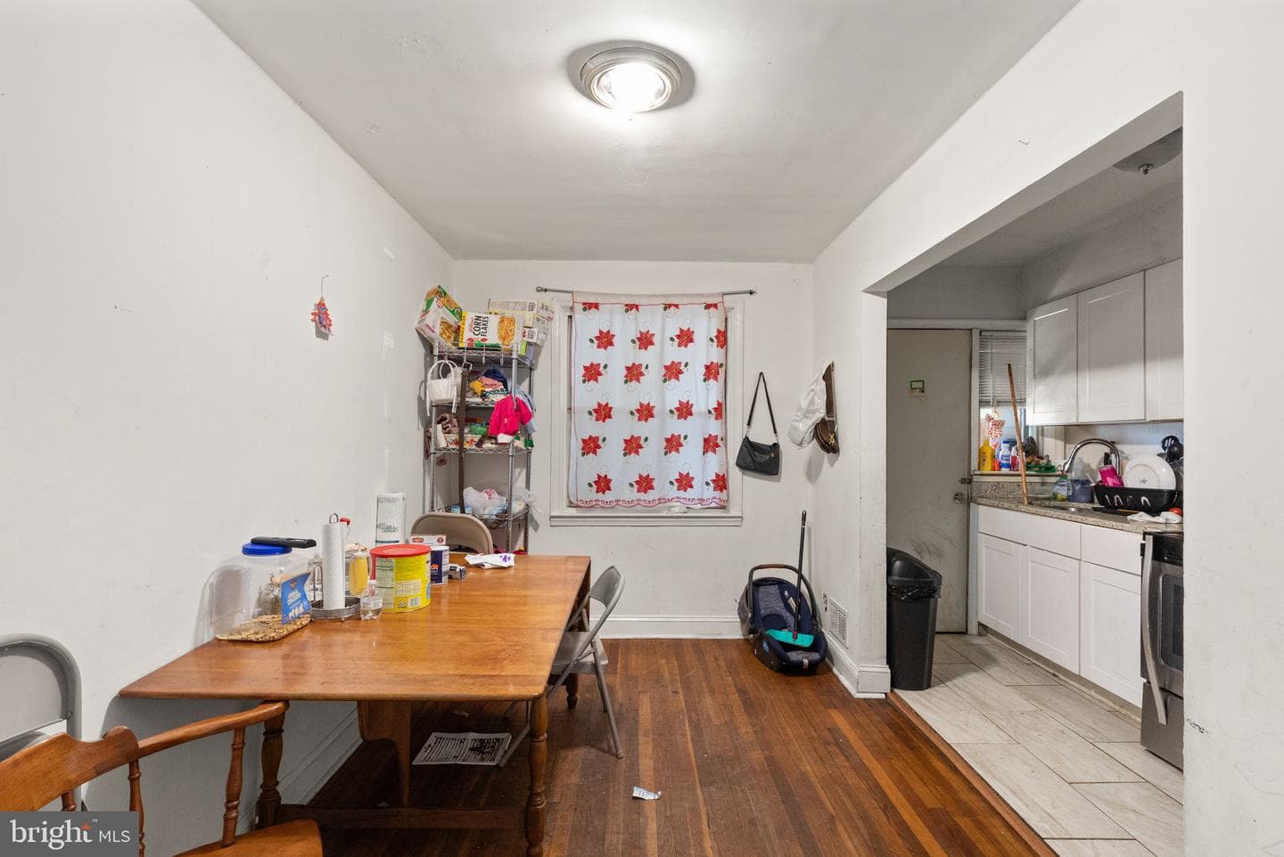 1527 Elrino Street photo 4