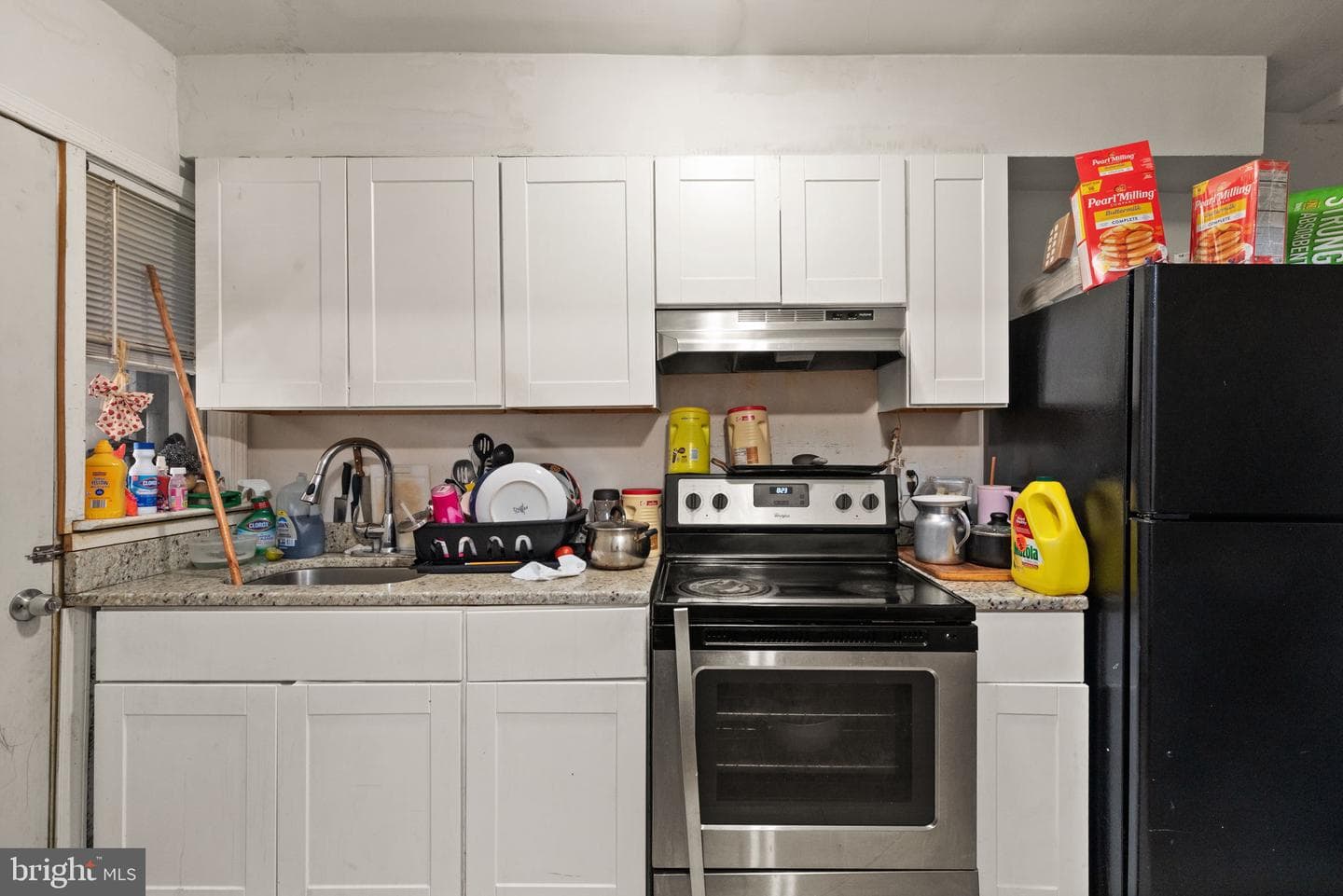 1527 Elrino Street photo 6