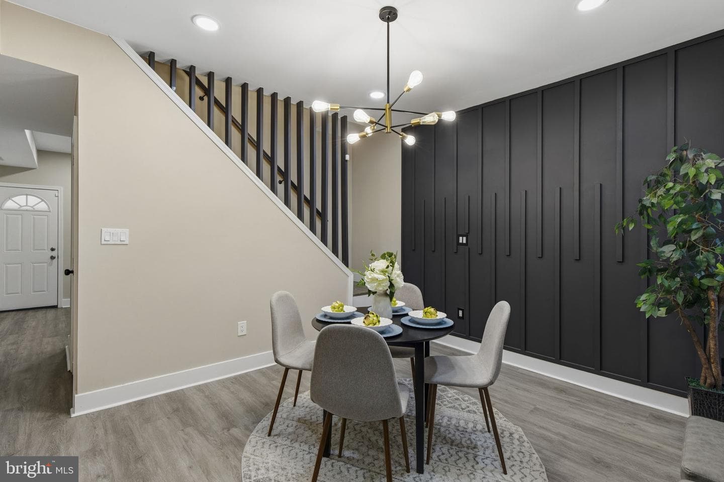 2608 Huntingdon photo 5