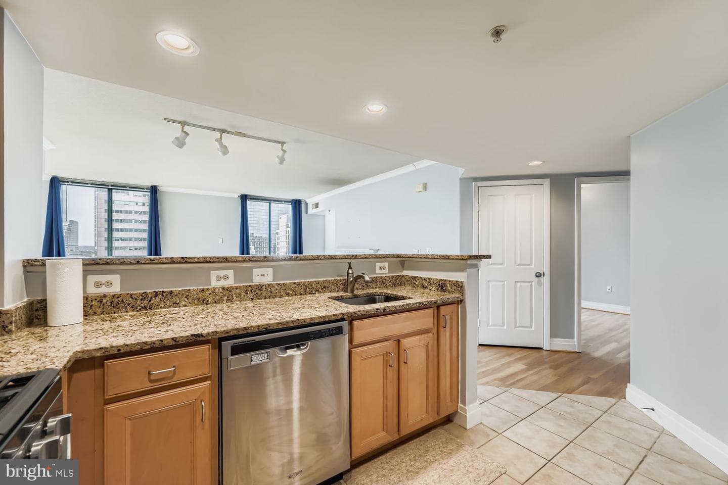 414 Water Street #1703 photo 10