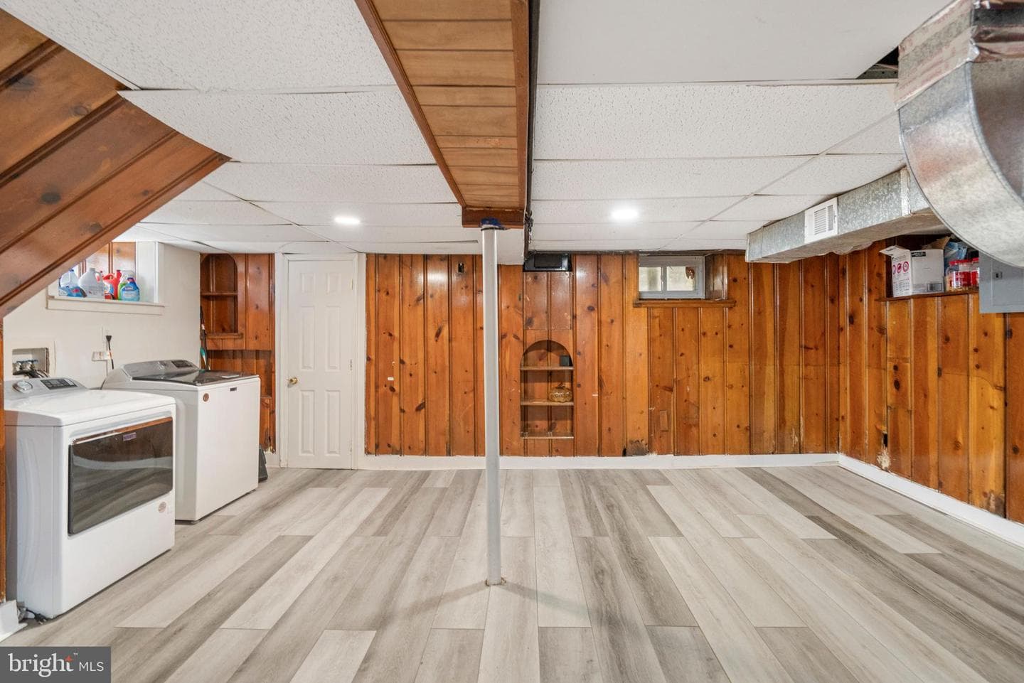 1101 Woodbourne Avenue photo 21