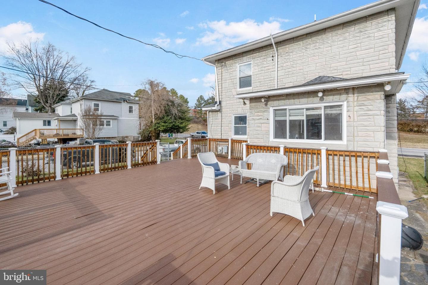 1101 Woodbourne Avenue photo 24