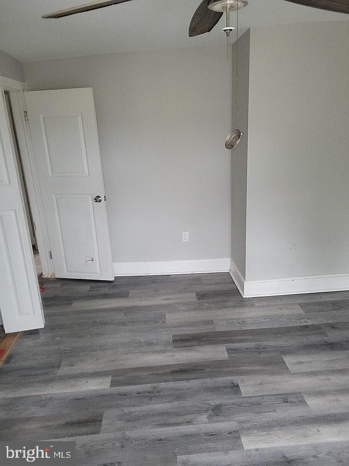627 Radnor Avenue photo 15