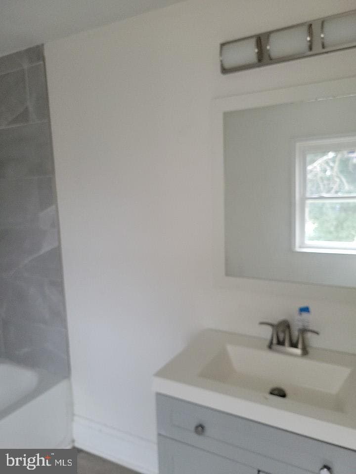 627 Radnor Avenue photo 18