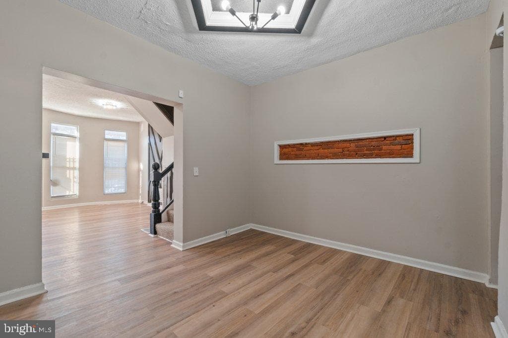 29 N Bentalou Street photo 13