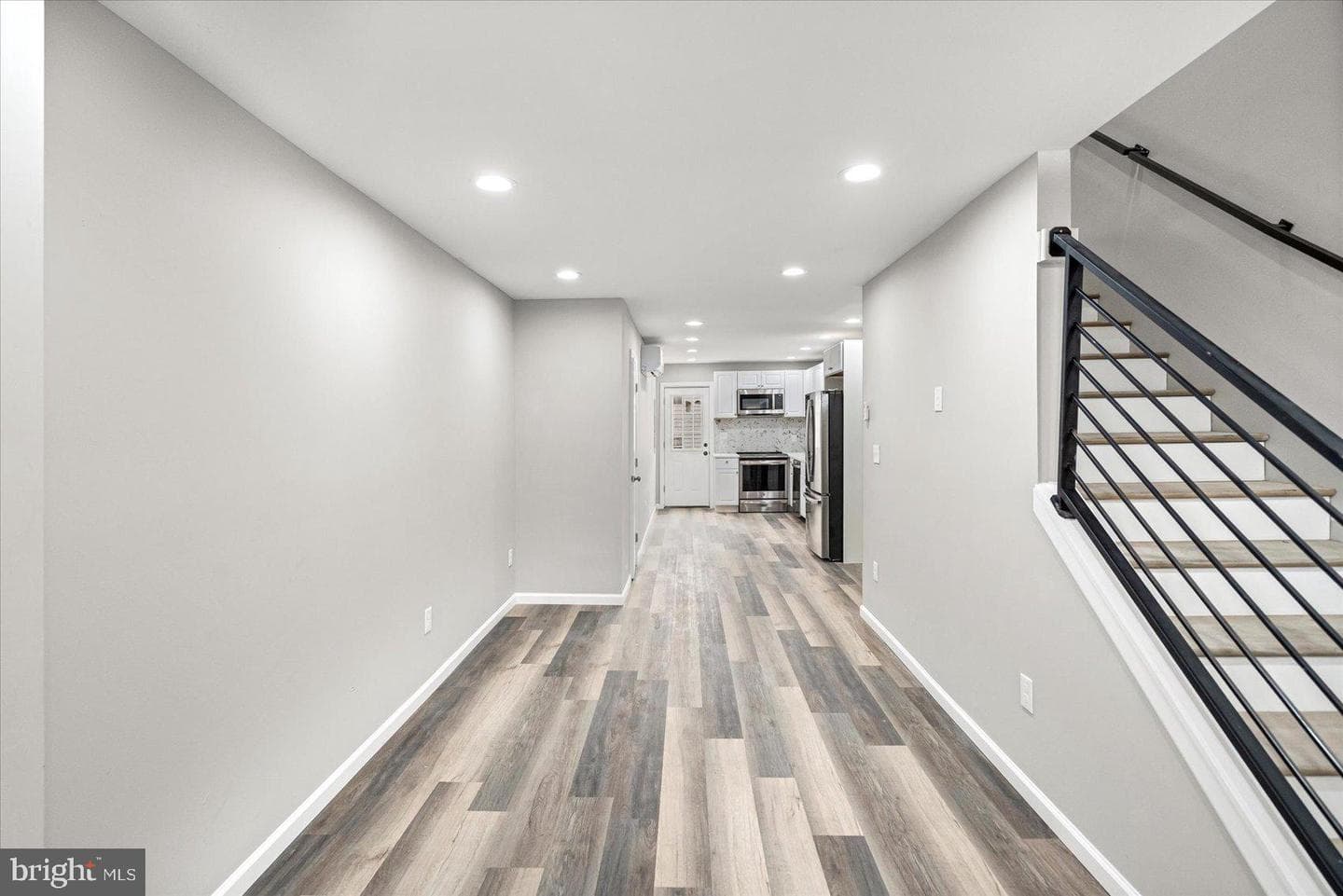 407 Pitman Place photo 3