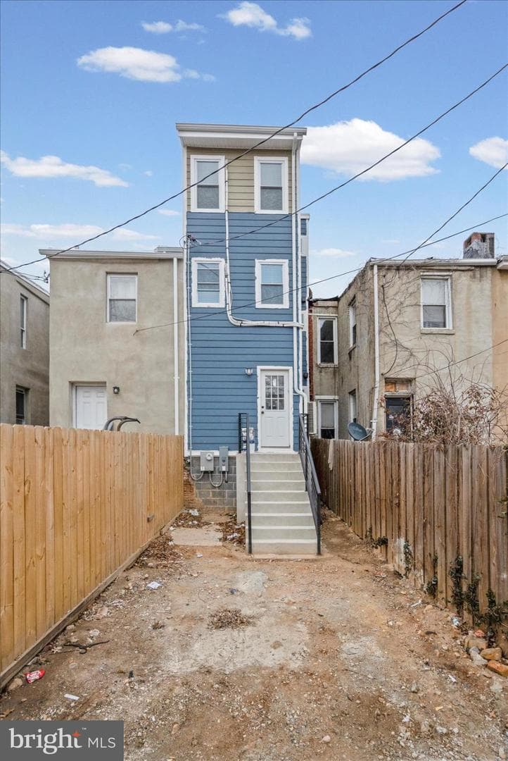 407 Pitman Place photo 33