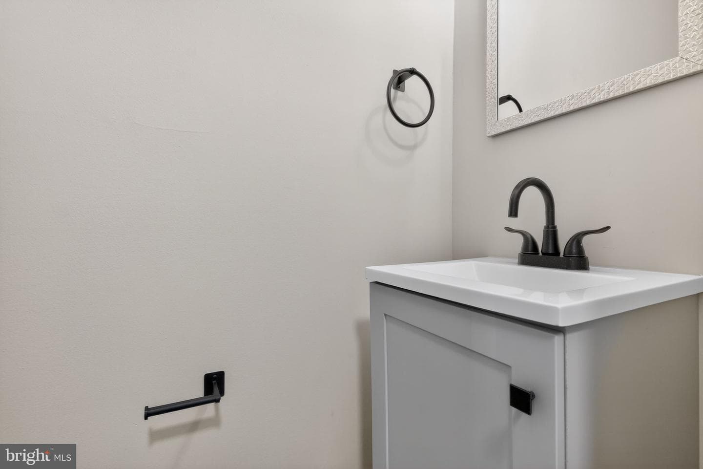 2808 Waldorf Ave photo 8