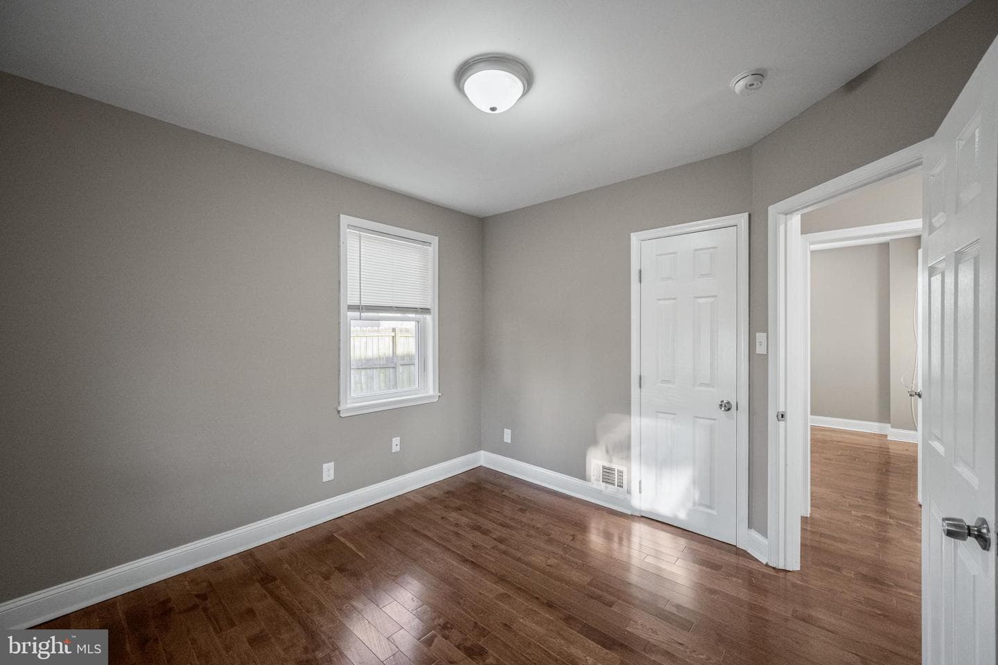 6303 Moyer Avenue photo 21
